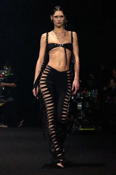 Look 7